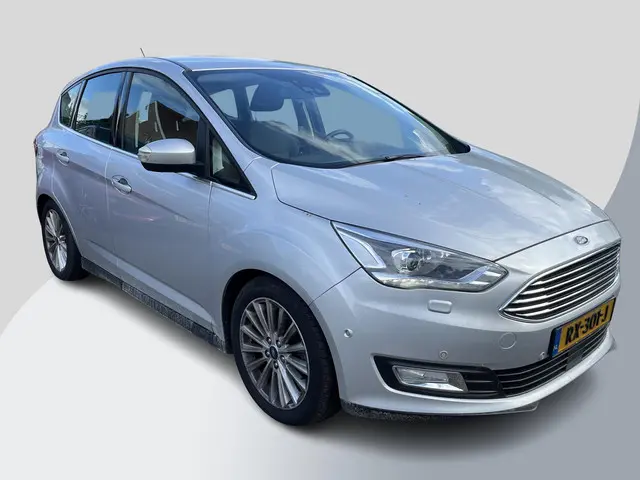 Ford C-MAX 1.5 Titanium 2018 Benzine 2