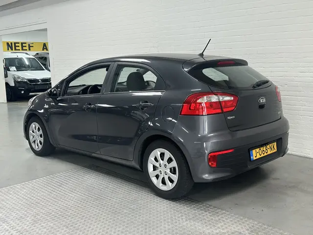 Kia Rio 1.2 CVVT ComfortPlusLine Navigator 2016 Benzine 5
