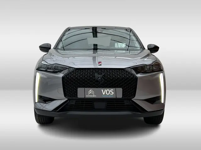 DS DS 3 PureTech 130 EAT8 Performance Line 2024 Benzine 21