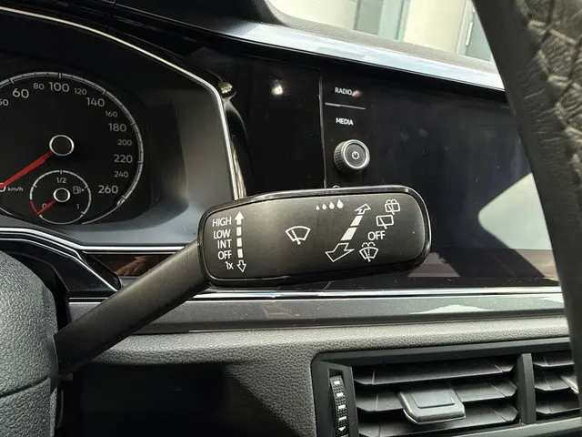 Volkswagen Polo 1.0 TSI Highline 2018 Benzine 17