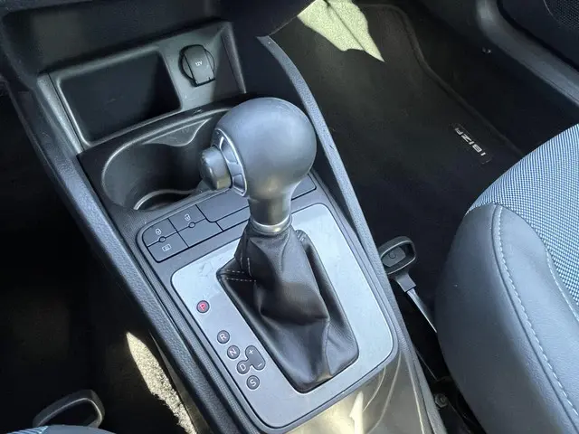 SEAT Ibiza 1.2 TSi Aut. I-Tech 2015 Benzine 16
