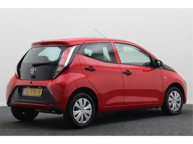 Toyota Aygo 1.0 VVT-i x-fun 2018 Benzine 18