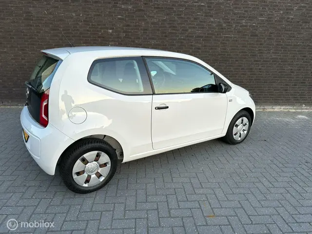 Volkswagen up! 1.0|Airco|Nieuwe Apk|Netjes| 2013 Benzine 5