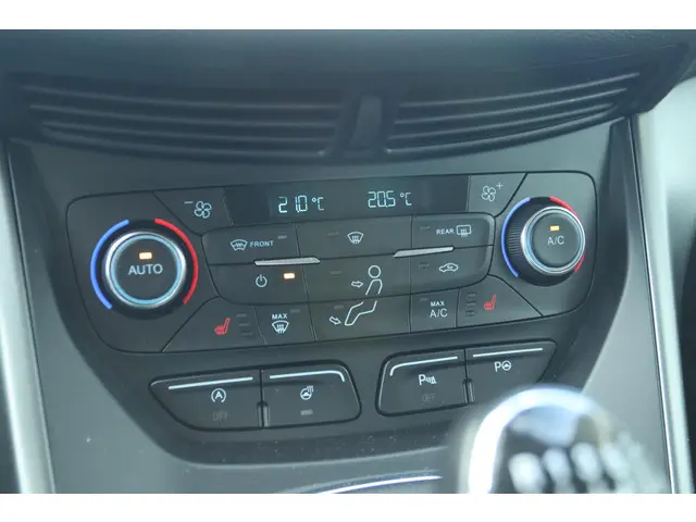 Ford Kuga 1.5 ECOBOOST TITANIUM 2020 Benzine 7