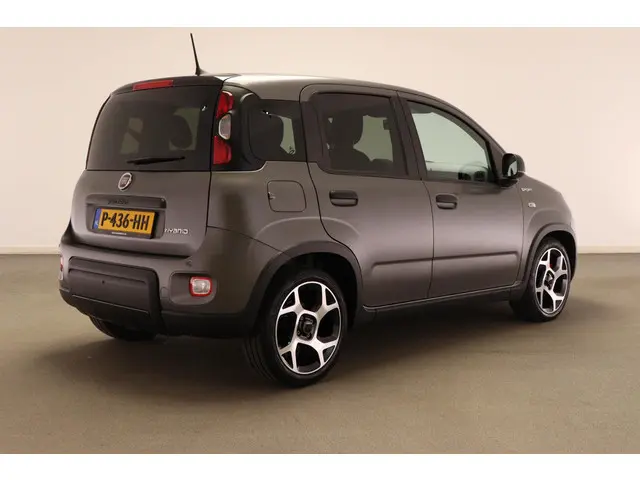 Fiat Panda 1.0 Hybrid Sport 2022 Benzine 2