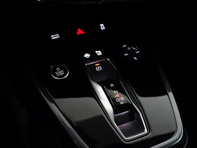 Audi Q4 e-tron 35 S Competition 55 kWh- 2021 Elektrisch 14