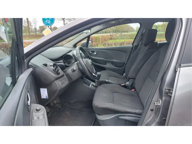 Renault Clio Estate 0.9 TCe Dynamique 2013 Benzine 11