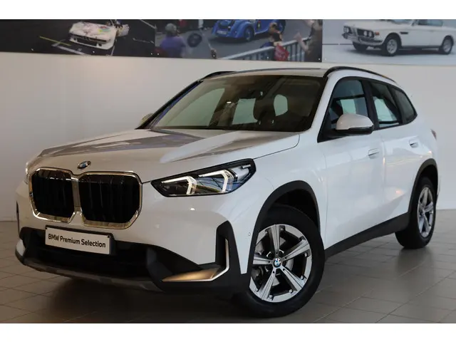 BMW X1 sDrive18i 2022 Benzine 29