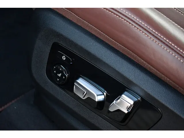 BMW X5 xDrive45e M-Sport 2021 Hybride Benzine 28