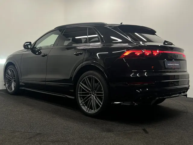 Audi SQ8 4.0 TFSI SQ8 quattro 2024 Benzine 5