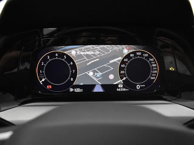 Volkswagen Golf 1.0 Tsi 110pk Life 2023 Benzine 22