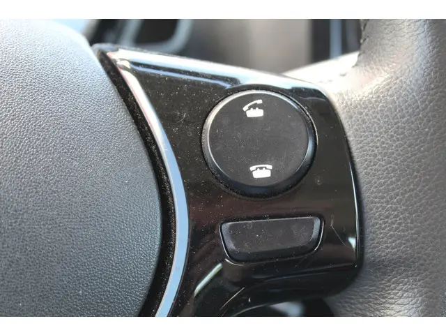 Toyota Aygo 1.0 VVT-i x-clusiv//Camera//ECC!! 2014 Benzine 10