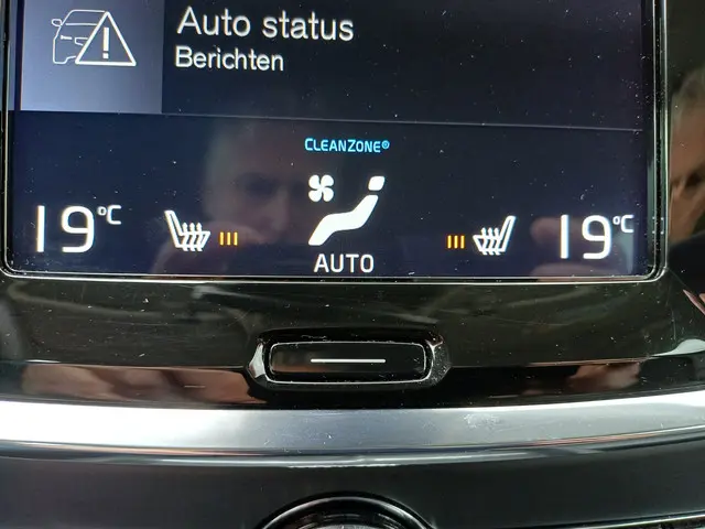 Volvo V60 2.0 T5 Momentum 2018 Benzine 41