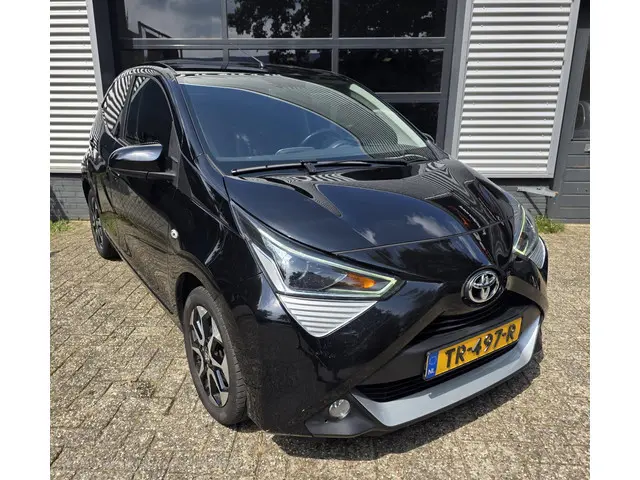 Toyota Aygo 1.0 VVT-i x-first 2018 Benzine