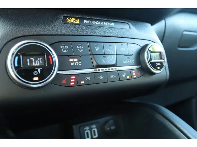 Ford Kuga 2.5 PHEV VIGNALE 2021 Hybride Benzine 24