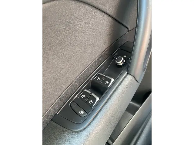 Audi A1 Sportback 1.0 TFSI Pro Line 2018 Benzine 17