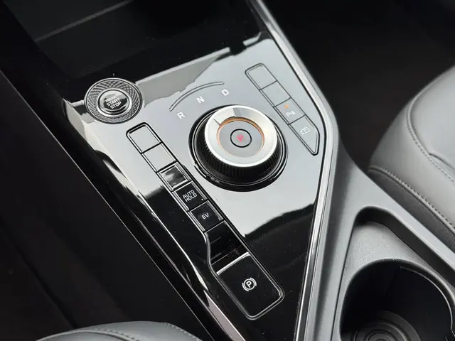 Kia Niro 1.6 GDi PHEV DynamicLine 2025 Hybride Benzine 29