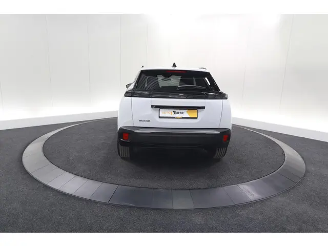 Peugeot 2008 PureTech 100 Allure 2024 Benzine 11