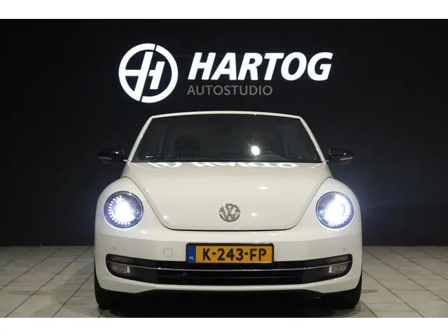 Volkswagen Beetle Cabriolet 1.2 TSI Club 2016 Benzine 14