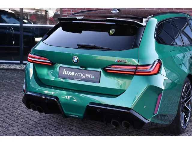 BMW M5 5-serie Touring 2024 Hybride Benzine 76