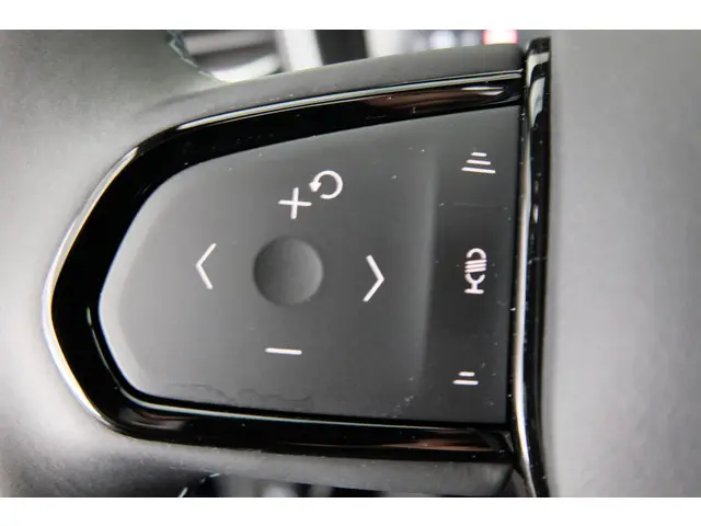 Lynk & Co 01 1.5 2023 Hybride Benzine 15