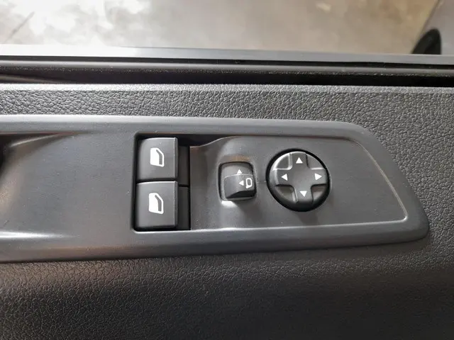 Opel Vivaro 2.0 BlueHDi 145PK L3 2023 Diesel 11