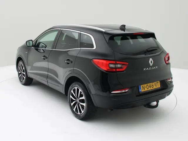 Renault Kadjar 1.3 TCe Limited Aut. 142pk 2022 Benzine 3