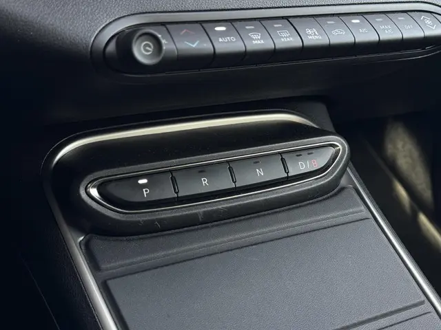 Jeep Avenger 1st Edition 54 kWh 2023 Elektrisch 13