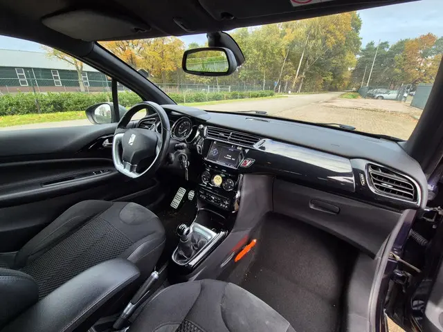 Citroën DS3 1.2 PureT. incl. Nieuwe apk!! 2015 Benzine 15