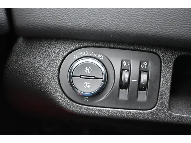 Opel Meriva 1.4 Turbo Blitz 2016 Benzine 32