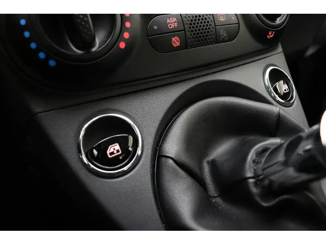 Fiat 500 0.9 TwinAir Turbo Popstar 2017 Benzine 17