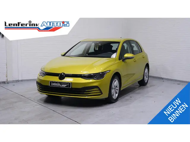 Volkswagen Golf 1.5 eTSI Life Business 2023 Benzine