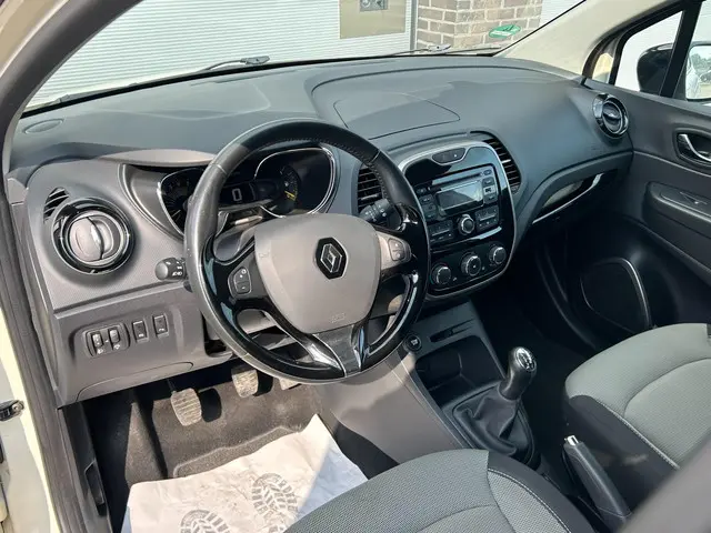Renault Captur 0.9 TCe Expression 2014 Benzine 6