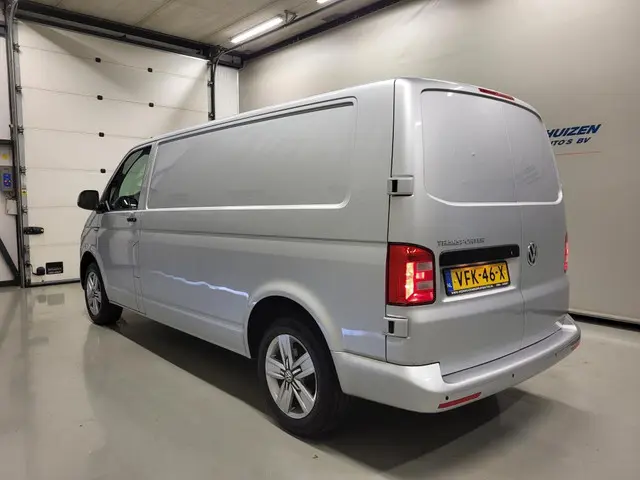 Volkswagen Transporter 2.0TDI L2/H1 Euro 6! 2020 Diesel 13