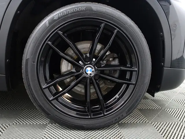 BMW X1 sDrive18i M Sport Aut- 2017 Benzine 23