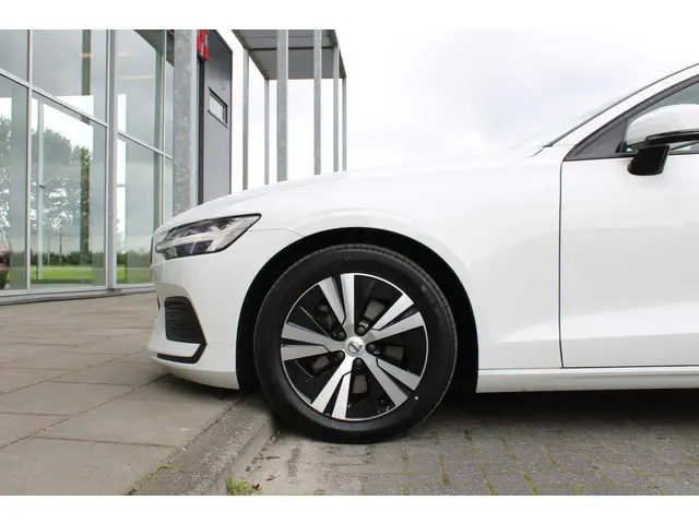 Volvo V60 B3 Automaat Momentum Advantage 2021 Benzine 63