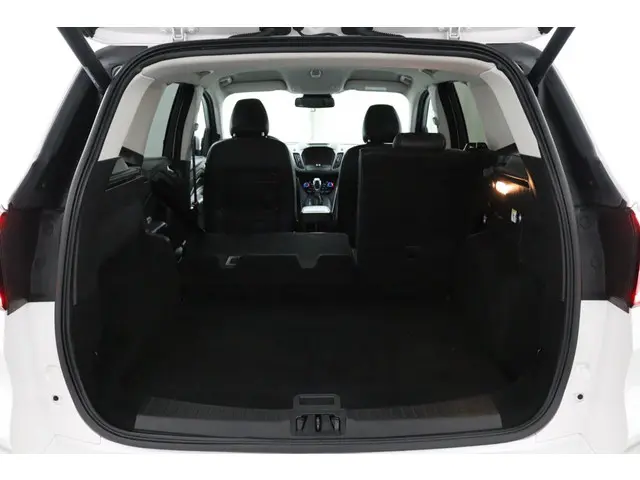 Ford Kuga Vignale 2019 Benzine 29