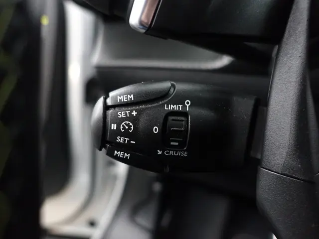 Peugeot 2008 1.2 PureTech GT Pack Aut- 2021 Benzine 21