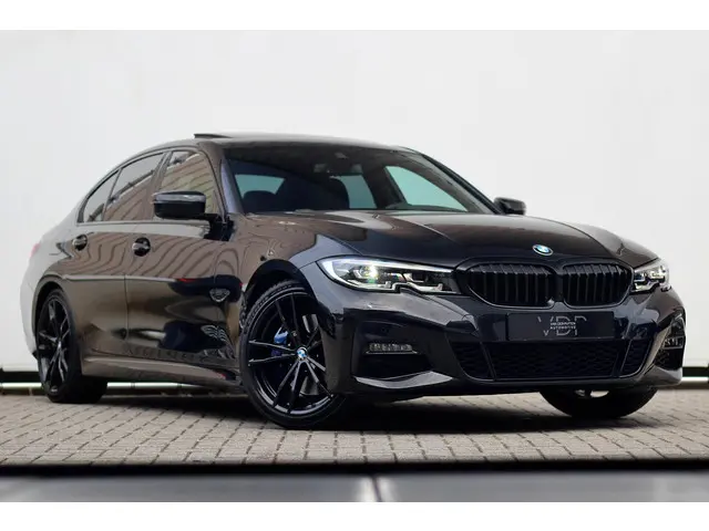 BMW 3 Serie 330i High Executive 2019 Benzine