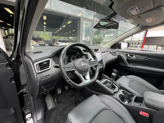 Nissan QASHQAI 1.2 Tekna 17" 2018 Benzine 37