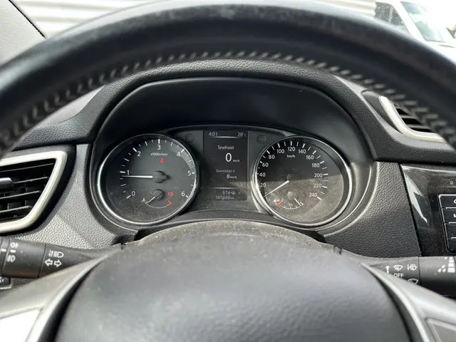 Nissan QASHQAI 1.5 dCi Acenta 2014 Diesel 9