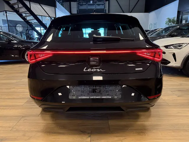 SEAT Leon 1.4 TSI eHybrid PHEV FR 2021 Hybride Benzine 4