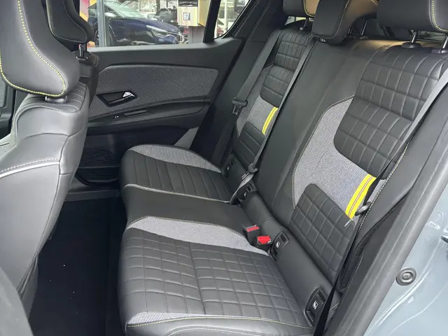 Renault 4 Iconic 150 pk Comfort Range 2026 Elektrisch 23