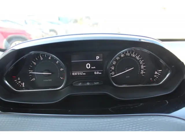 Peugeot 2008 1.2 PureTech Allure Carplay 2018 Benzine 20