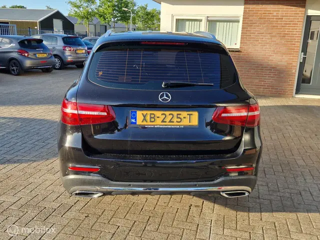 Mercedes-Benz GLC 250 d 4MATIC AMG 2018 Diesel 4