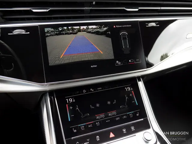 Audi Q7 60 TFSI e quattro S-Line 2020 Hybride Benzine 26
