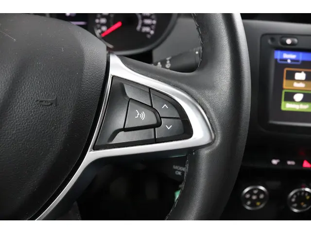 Dacia Duster TCe 130 Prestige 2018 Benzine 25