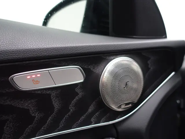 Mercedes-Benz C-Klasse 3