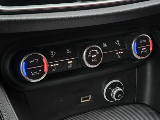 Alfa Romeo Stelvio 2.0 T GME AWD Veloce 2022 Benzine 13