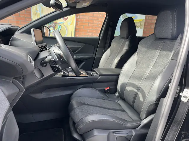 Peugeot 5008 PureTech 130 GT-Line 2019 Benzine 8